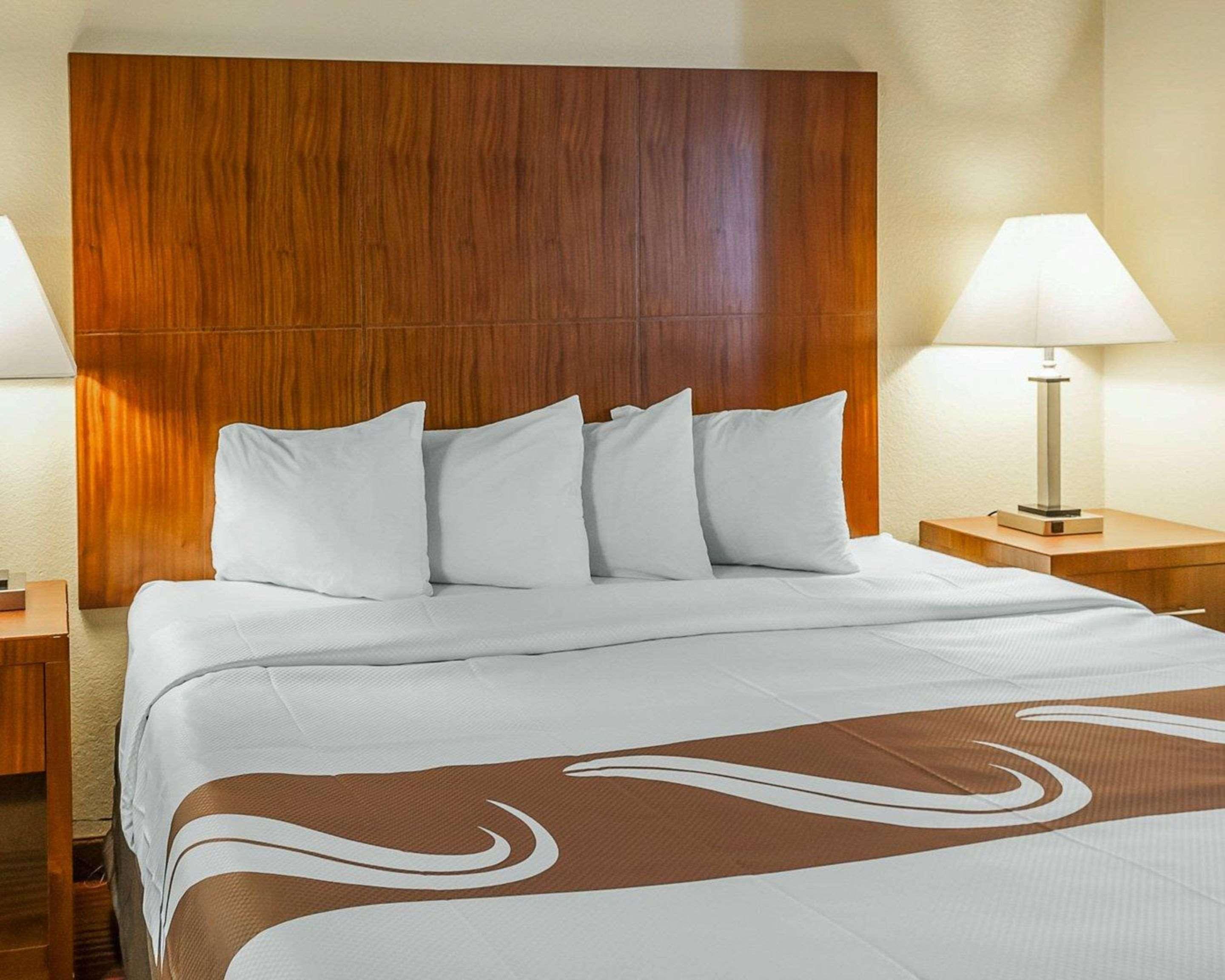 Quality Inn & Suites Albuquerque West Eksteriør bilde
