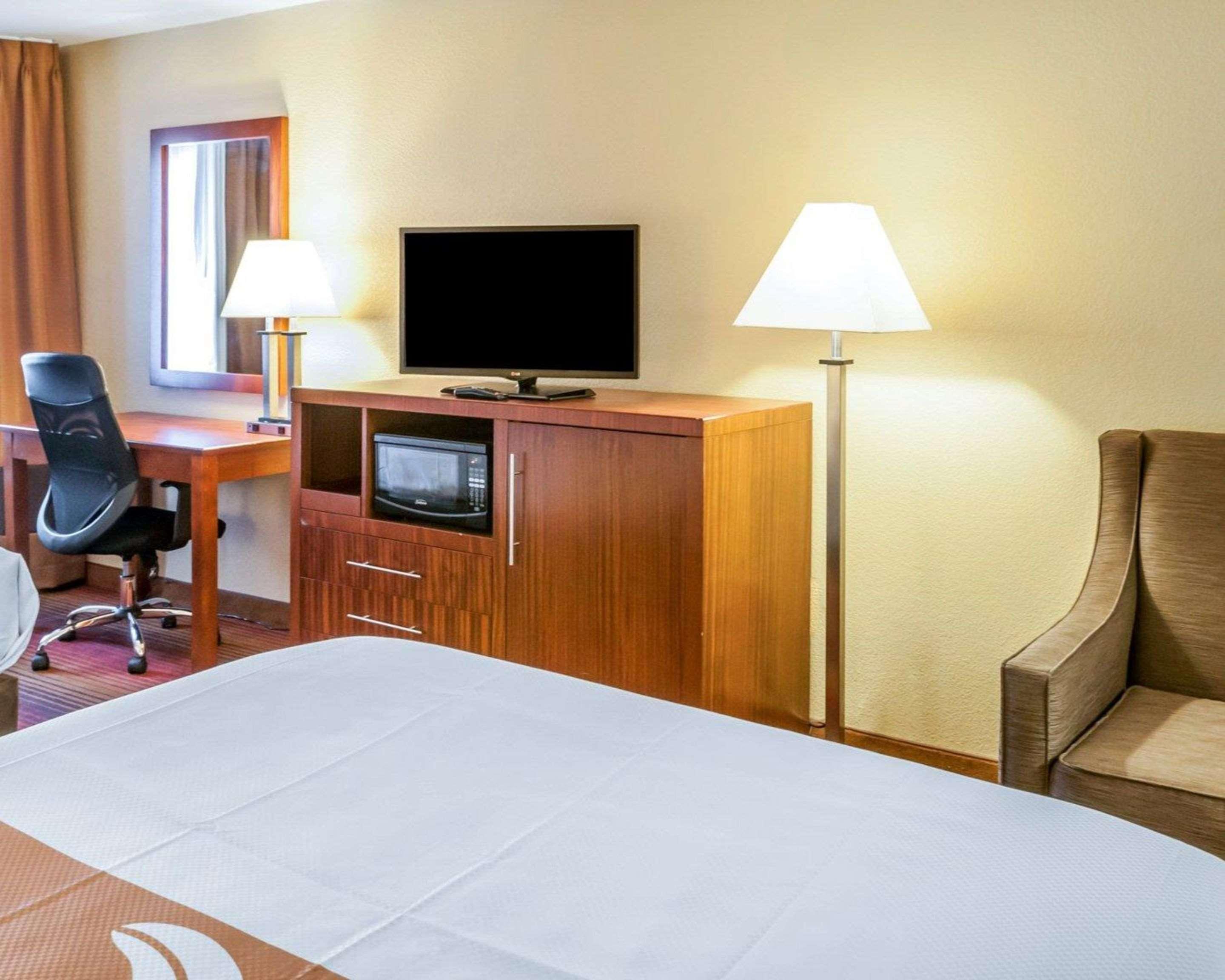 Quality Inn & Suites Albuquerque West Eksteriør bilde