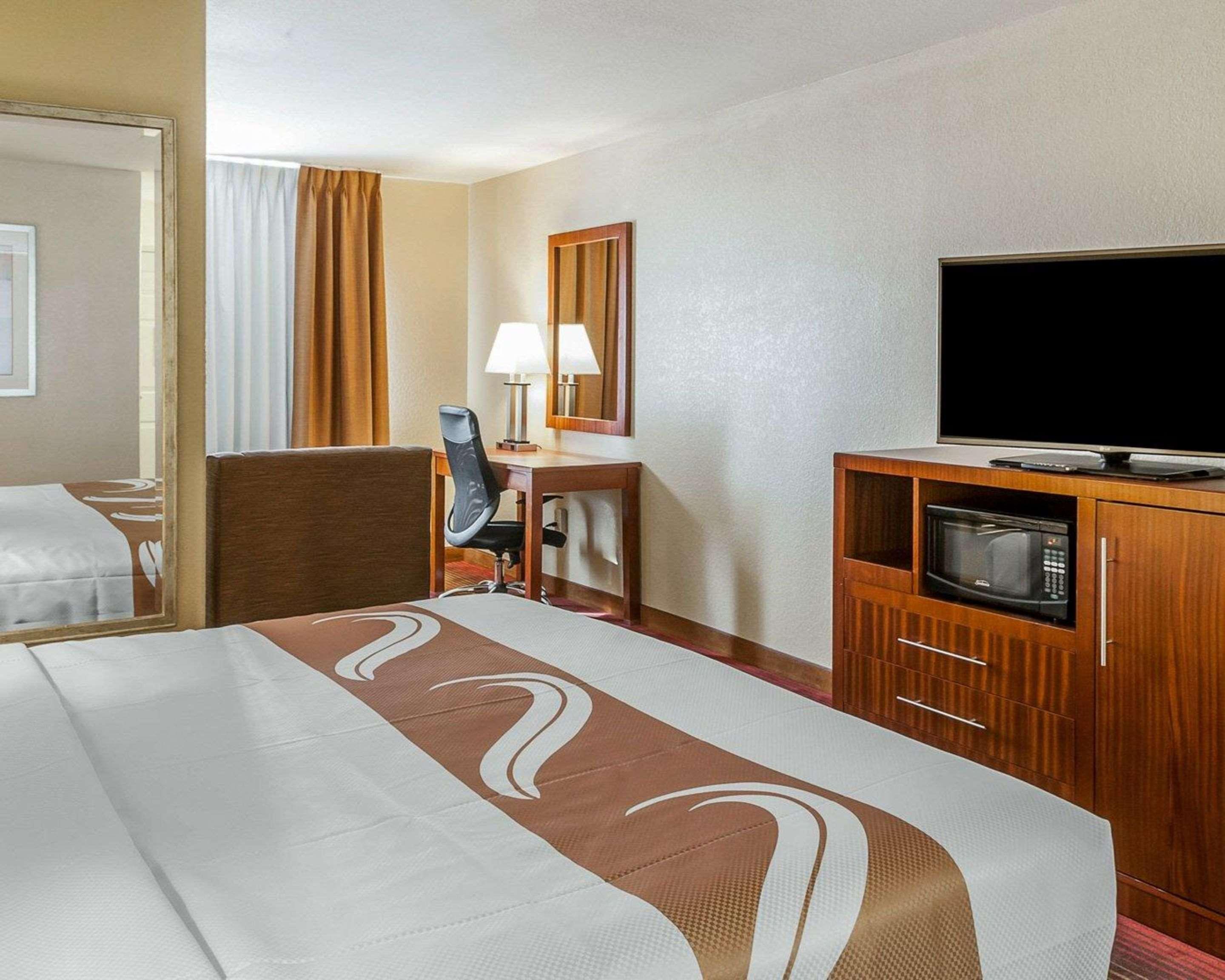 Quality Inn & Suites Albuquerque West Eksteriør bilde