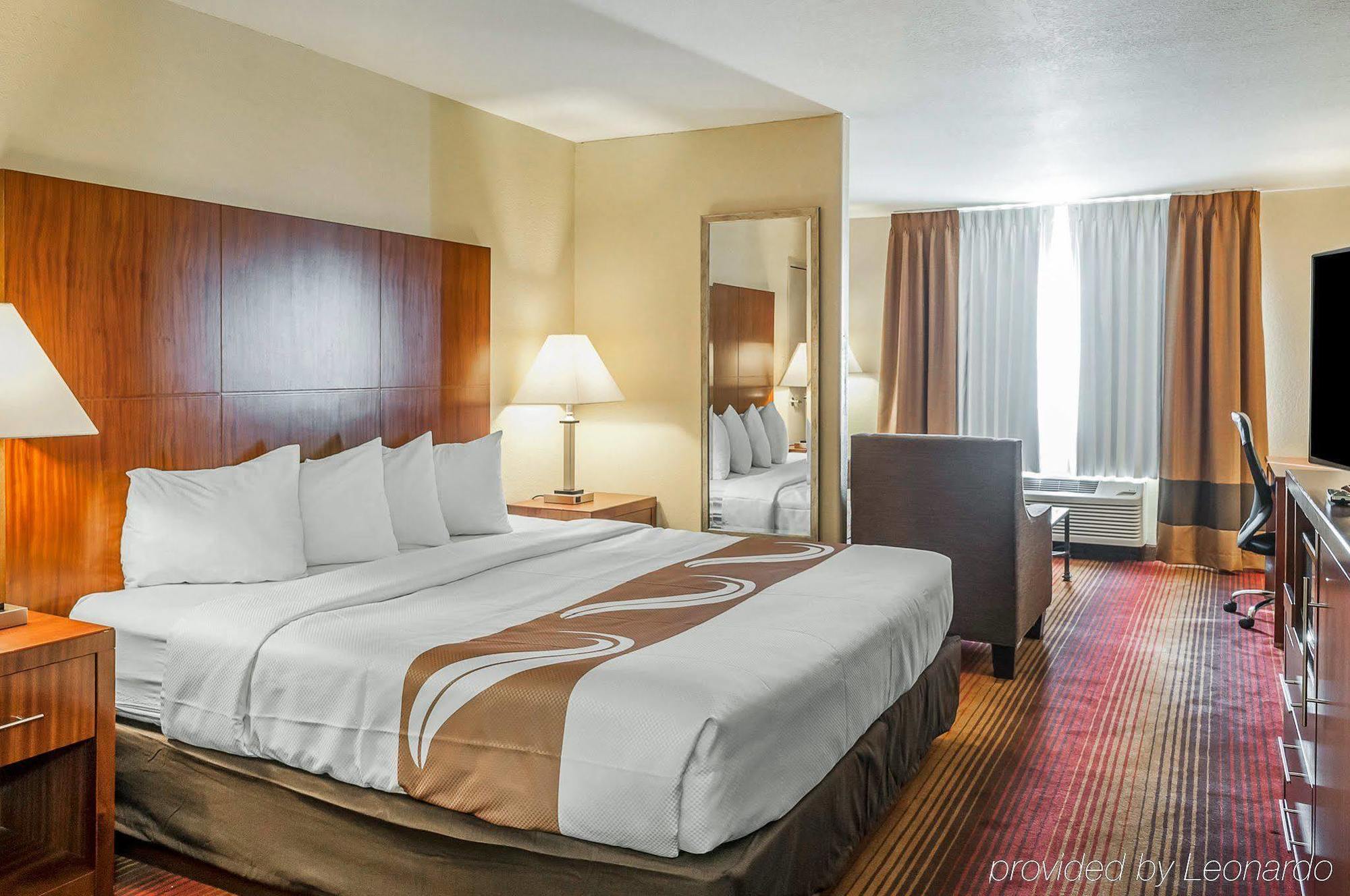 Quality Inn & Suites Albuquerque West Eksteriør bilde
